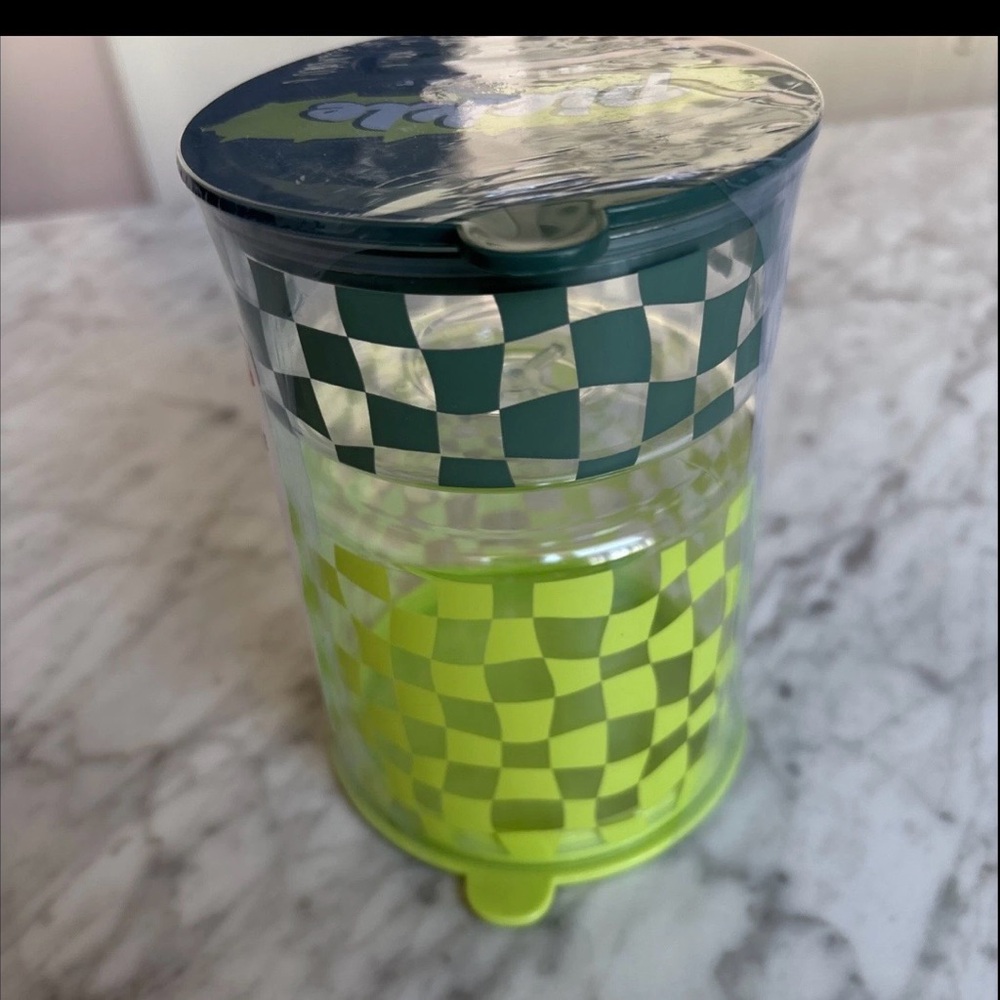 💗5/$25!💗 NIP  Sealed Pickle FLIP Jar Storage Container Plastic